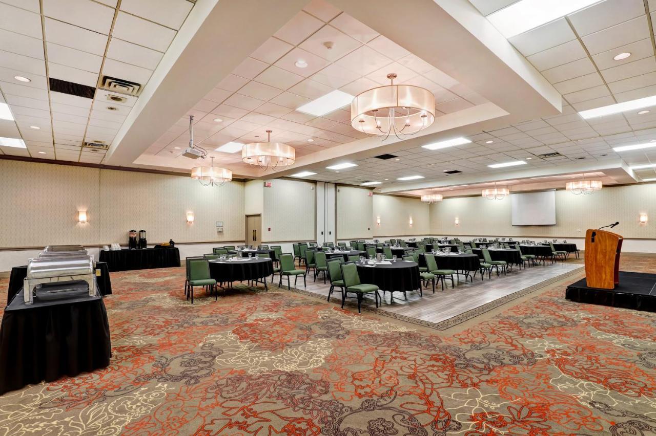 Holiday Inn Guelph Hotel & Conference Centre, An Ihg Hotel Exterior foto